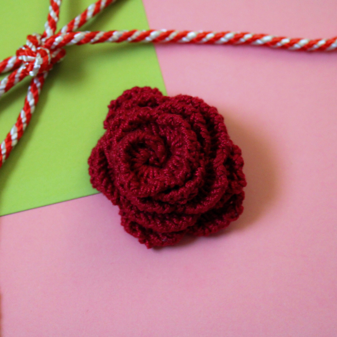 Mărțișor handmade - Trandafir broșă