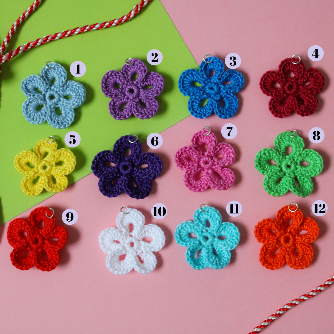 Mărțișor handmade - Flori croșetate din fir lucios