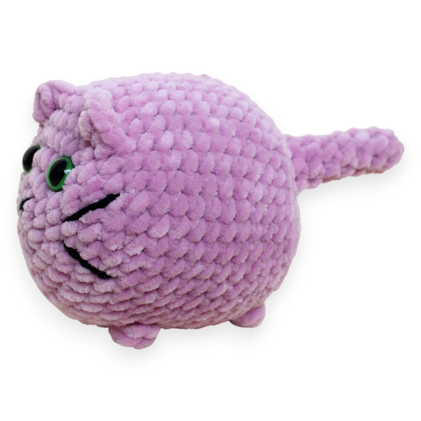 Pisică medie pastel violet croșetată din fir plușat