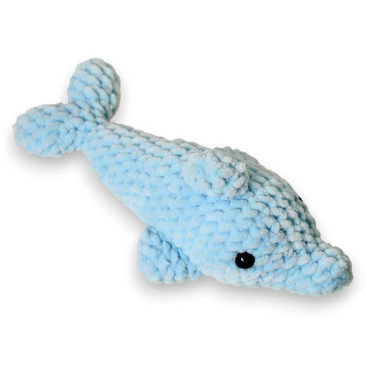 Delfin mare croșetat din fir plușat