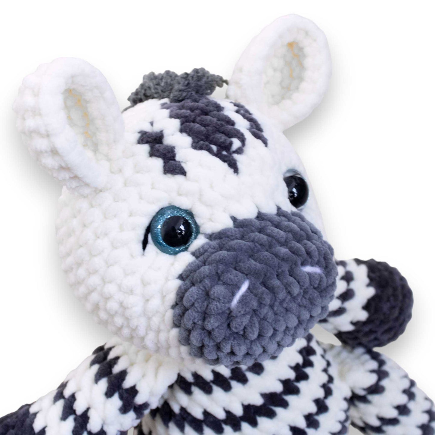 Zebra mare croșetată din fir plușat