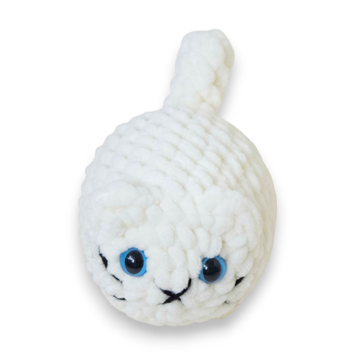 Pisică loaf mini croșetată din fir plușat