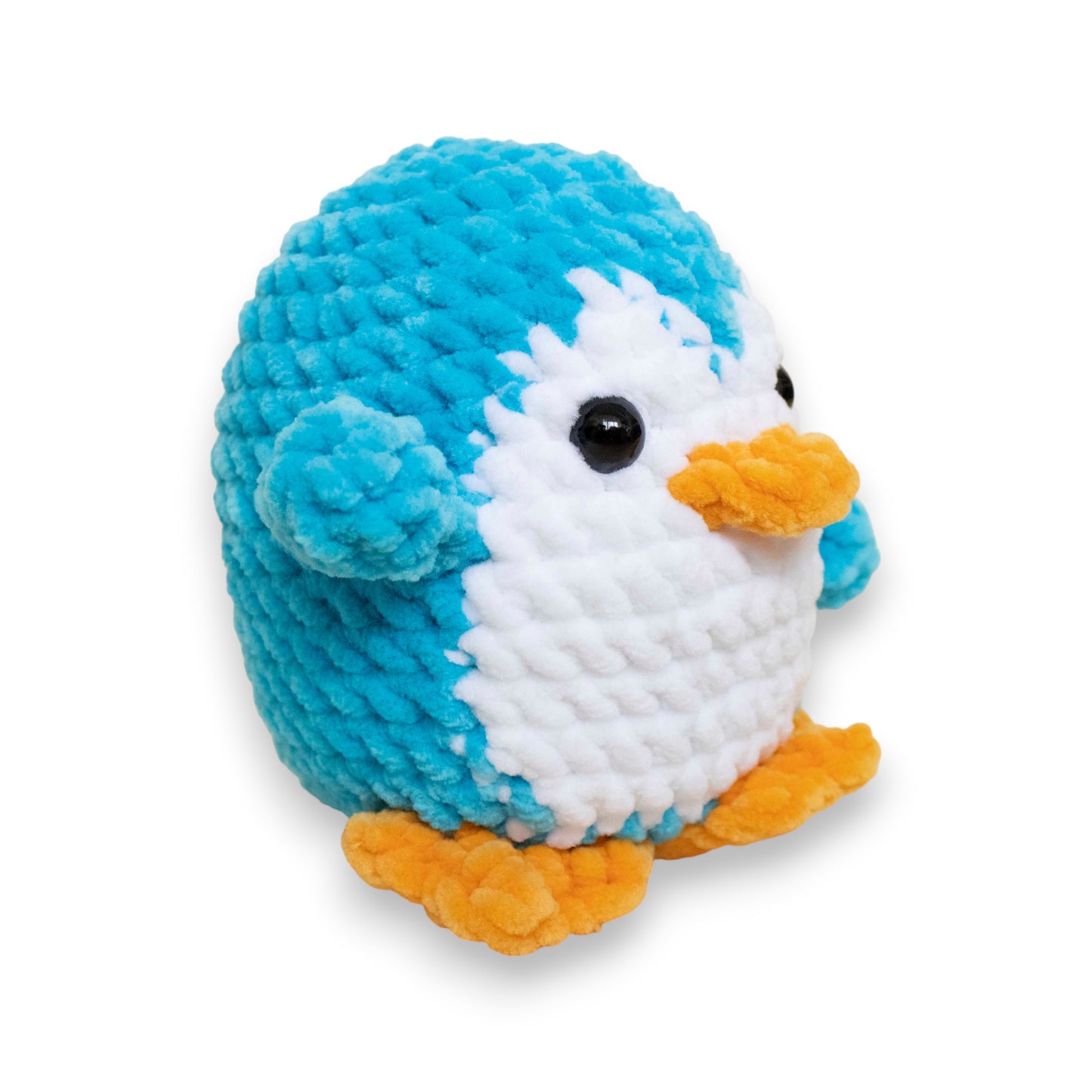 Pinguin mediu croșetat din fir plușat