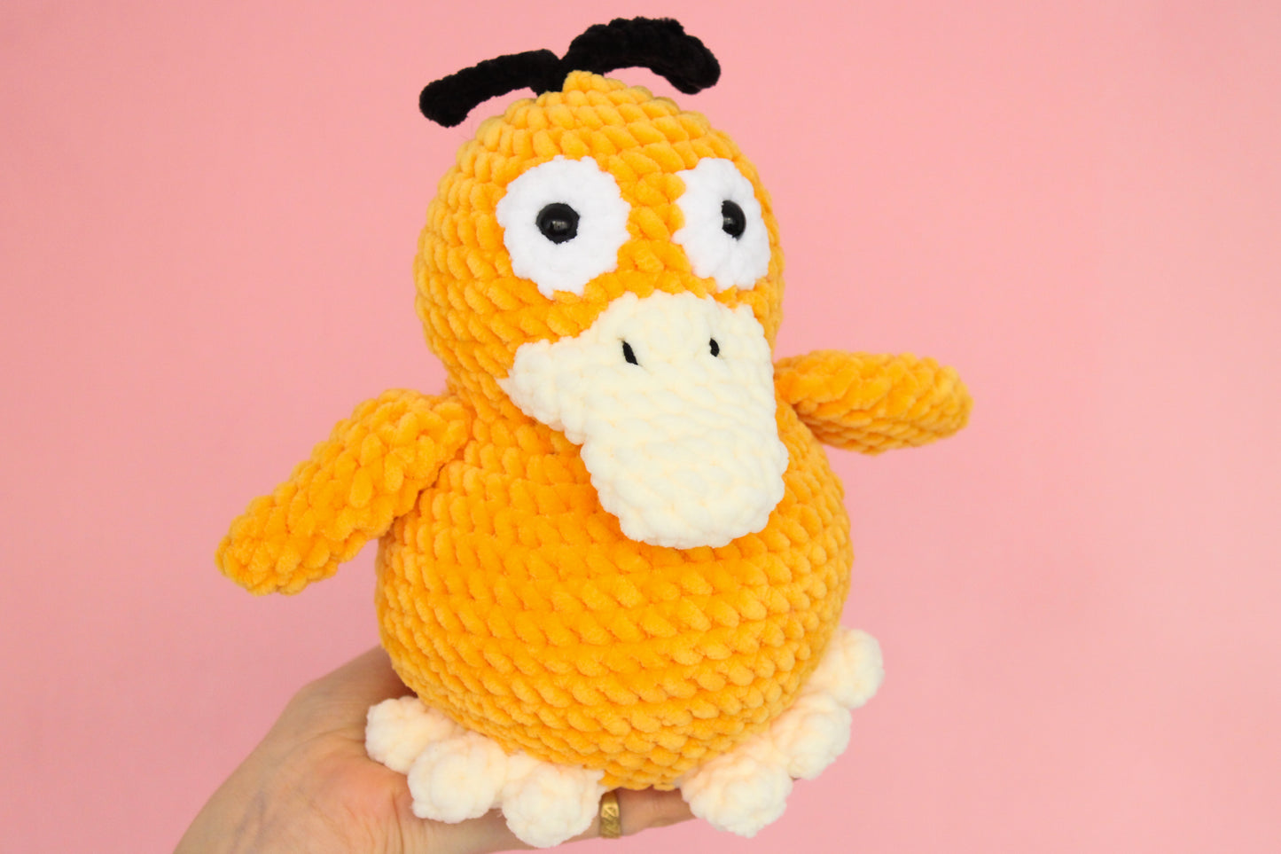 Psyduck mediu croșetat din fir plușat