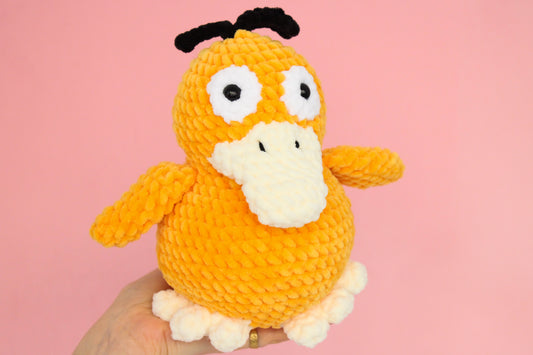 Psyduck mediu croșetat din fir plușat