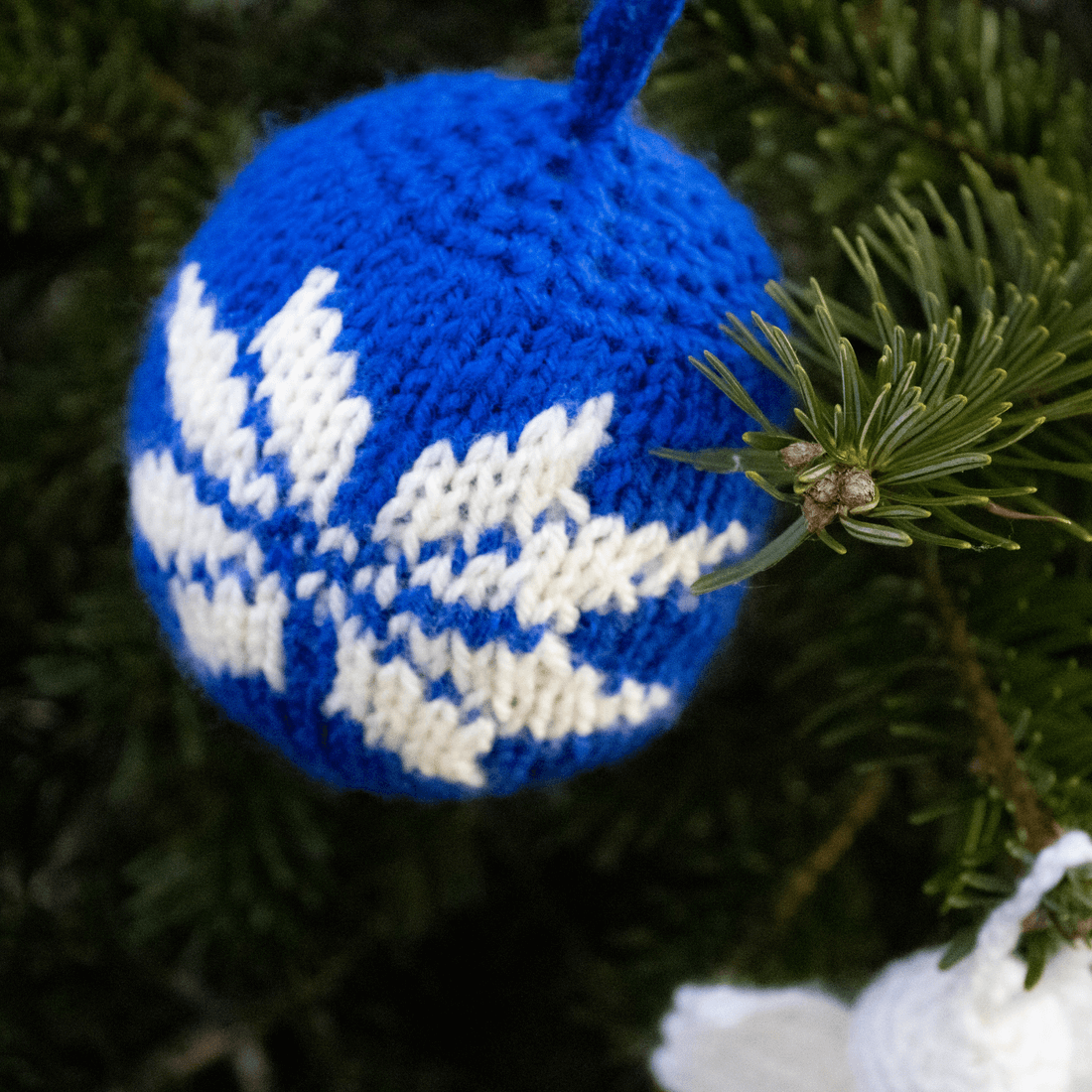 Decorațiune pentru Crăciun - Glob tricotat modele diverse