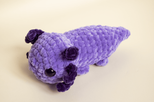 Axolotl croșetat din fir plușat